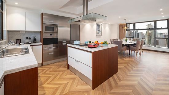 two-bedroom-premier_kitchen-overview