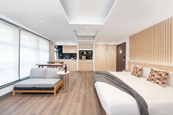 Early Bird Treat - Shama Central Hong Kong